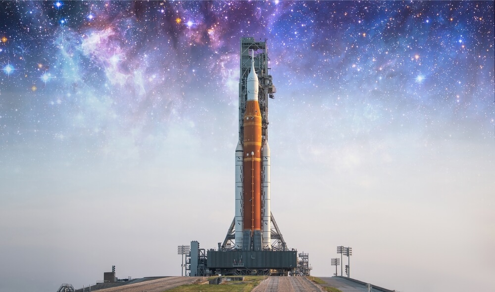 Precision in space: leak testing of tanks in the aerospace industry